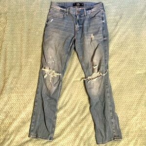 Hollister Ripped Jeans 31x32
